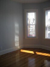 4 Bucknam St, Unit 2 in Boston, MA - Building Photo - Building Photo