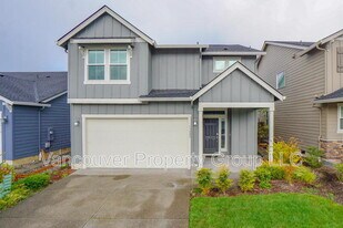 13802 NE 117th Ave in Brush Prairie, WA - Building Photo