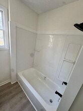 2005 Mott Dr W in Mobile, AL - Building Photo - Building Photo