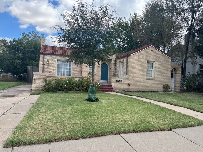 property at 1705 S Jackson St