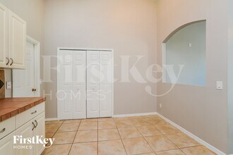 4410 NW 22nd St, Unit East in Cape Coral, FL - Building Photo - Building Photo