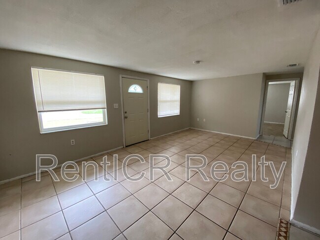 4655 Koala Dr in Holiday, FL - Building Photo - Building Photo