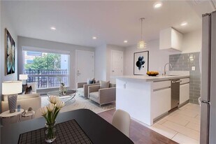 3110 Red River St in Austin, TX - Building Photo