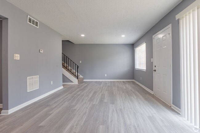 Perimeter 294 Apartments in Atlanta, GA - Building Photo - Building Photo