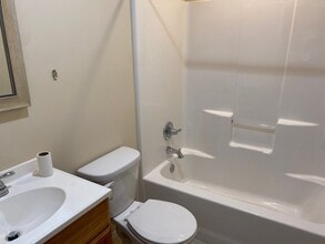 2643 Tanglewood Trail W in Hokes Bluff, AL - Building Photo - Building Photo