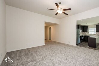 111 Palomino Bnd Dr in Newark, TX - Building Photo - Building Photo