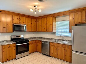 414 Granite Ave in Richmond, VA - Building Photo - Building Photo