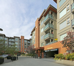 District Crossing in North Vancouver District, BC - Building Photo - Building Photo