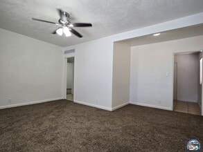 1256 Vine St in El Centro, CA - Building Photo - Building Photo