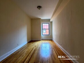 3523 N Racine Ave in Chicago, IL - Building Photo - Building Photo