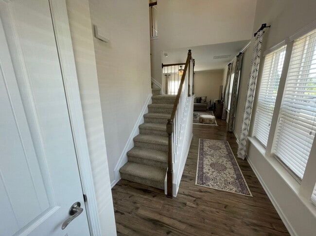 1002 Mirbeck Ln in Durham, NC - Building Photo - Building Photo