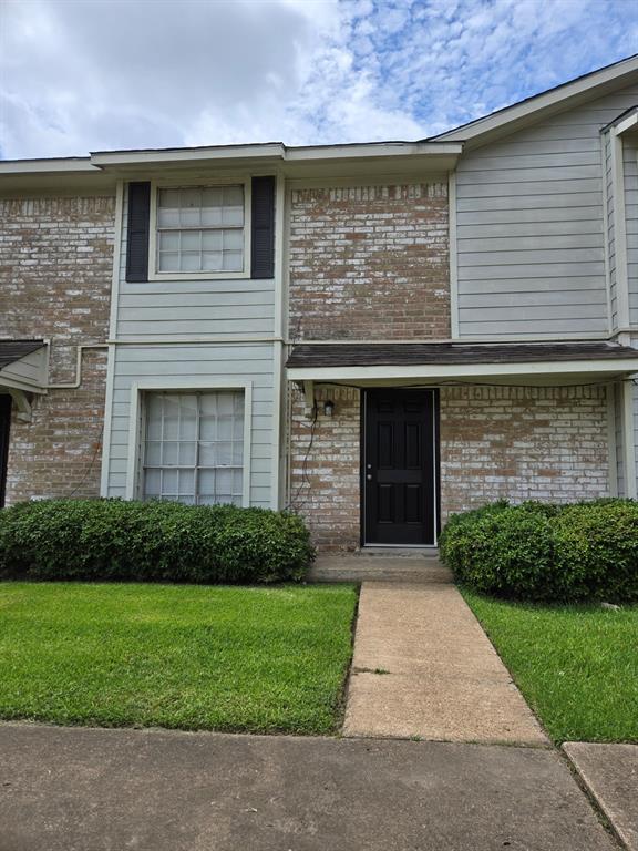 property at 13522 Castilian Dr