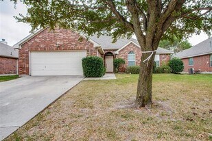 2705 Emerald Ln in McKinney, TX - Building Photo