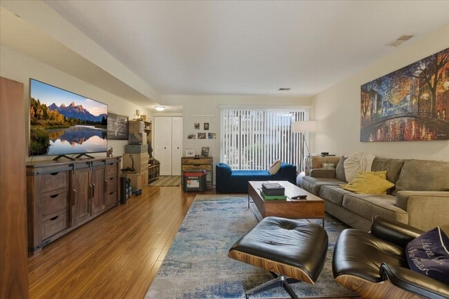 1631 W Belle Plaine Ave in Chicago, IL - Foto de edificio - Building Photo