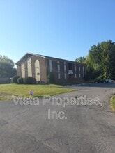 4119 Glen Hill Manor Dr in Louisville, KY - Foto de edificio - Building Photo