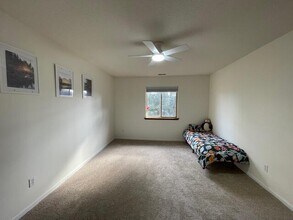 2536 Eagles Cir in Ypsilanti, MI - Building Photo - Building Photo