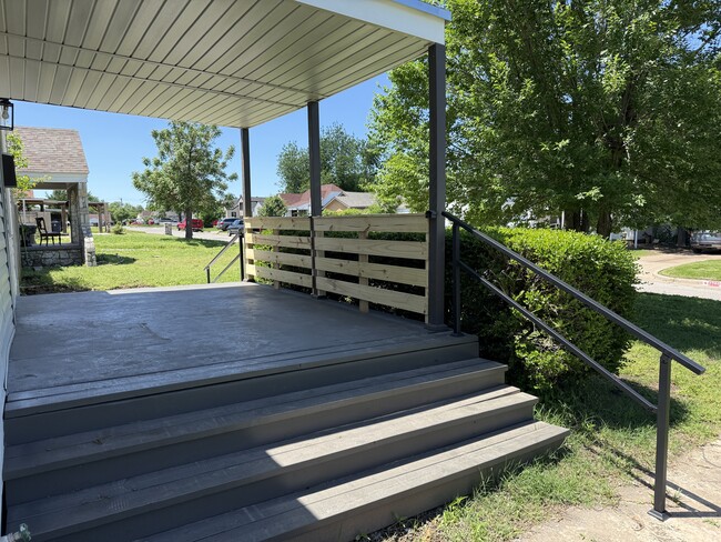 2200 NW 33rd St in Oklahoma City, OK - Building Photo - Building Photo