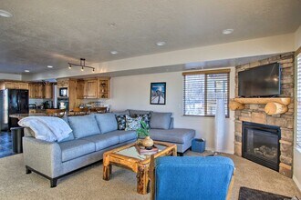 3524 N Fox Run Dr in Eden, UT - Building Photo - Building Photo