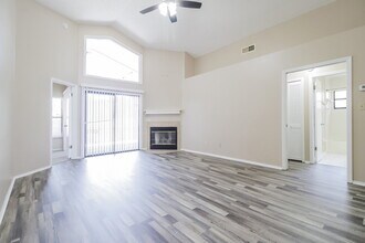 164 Lakebreeze Cir in Lake Mary, FL - Foto de edificio - Building Photo