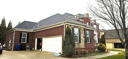 1530 Bledsoe Ln in Franklin, TN - Building Photo - Building Photo