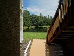 9481 Highland Oak Dr in Tampa, FL - Building Photo - Building Photo