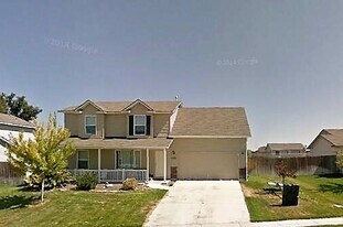 3522 S Big Springs Way in Nampa, ID - Building Photo