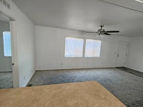 386 Petrol Rd in Bakersfield, CA - Building Photo - Building Photo