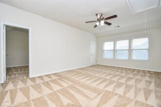 30217 Live Oak Way in Brookshire, TX - Building Photo - Building Photo