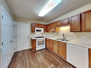 4405 Moss Spring Dr in Raleigh, NC - Building Photo - Building Photo