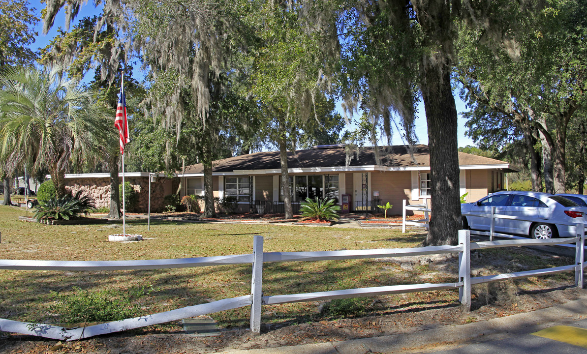 Cascade Village in Tallahassee, FL - Building Photo