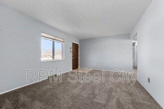 61 University Cir in Pueblo, CO - Building Photo - Building Photo