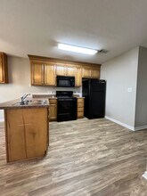 100 Coronation Dr in Bonaire, GA - Building Photo - Building Photo
