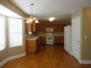 1455 Woodside Dr in Florence, KY - Building Photo - Building Photo