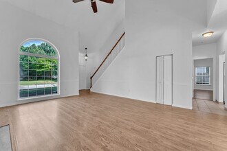 21 Glencove Ct in Simpsonville, SC - Building Photo - Building Photo