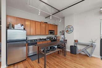 4715 N Racine Ave in Chicago, IL - Building Photo - Building Photo