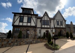 999 Lennox Blvd in Birmingham, AL - Building Photo