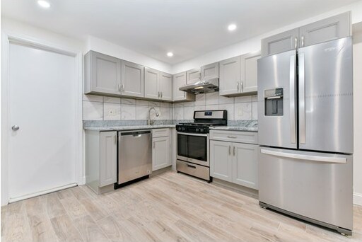 32 Yarmouth St in Boston, MA - Building Photo