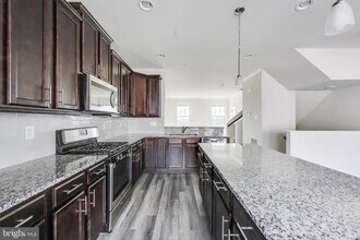 1821 Jameson Dr in Frederick, MD - Building Photo - Building Photo