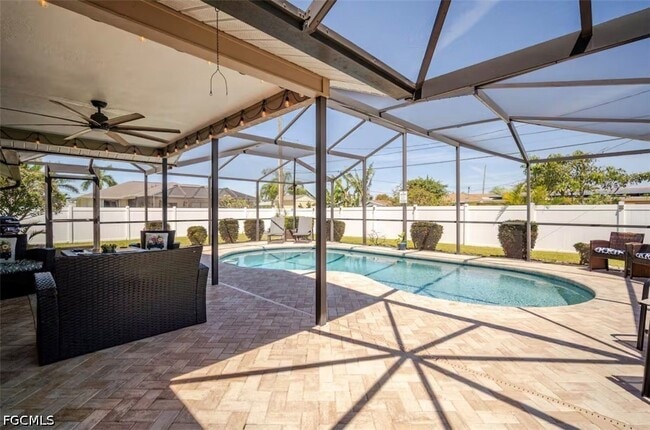 203 SE 43rd Terrace in Cape Coral, FL - Building Photo - Building Photo