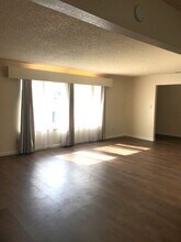 2601 Sierra St in Kingsburg, CA - Building Photo - Building Photo