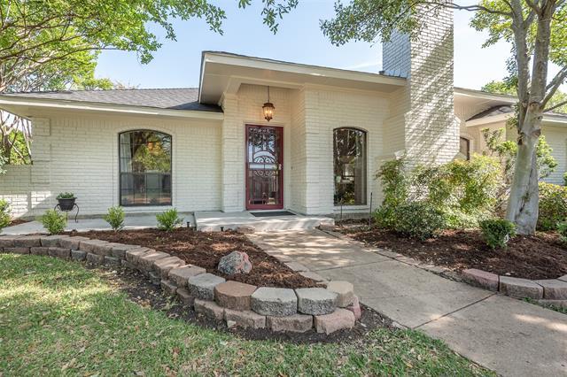6015 Clear Bay Dr in Dallas, TX - Building Photo