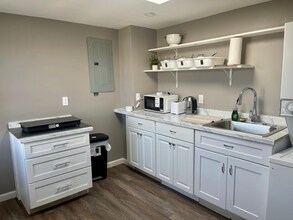 1421 S Carey St, Unit D2 in Baltimore, MD - Foto de edificio - Building Photo