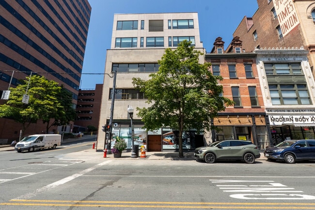 The Rise Downtown in Albany, NY - Foto de edificio - Building Photo