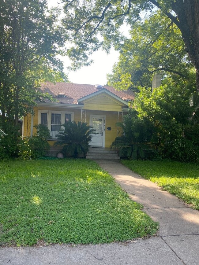 property at 3504 Duval St