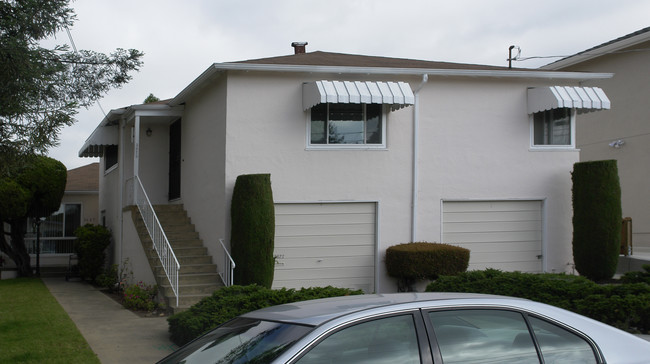 3629 Loma Vista Ave in Oakland, CA - Foto de edificio - Building Photo