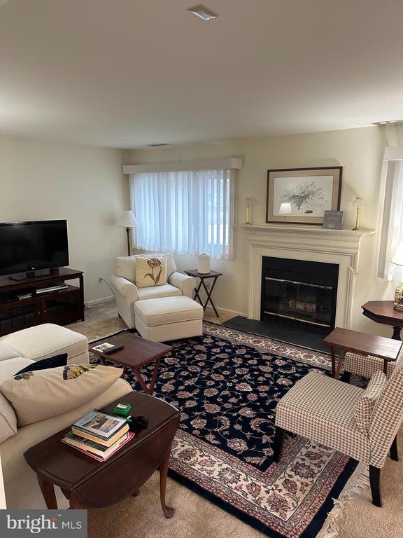 864 Jefferson Way in West Chester, PA - Building Photo - Building Photo