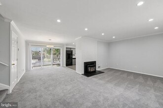 6105 Hibbling Ave in Springfield, VA - Building Photo - Building Photo