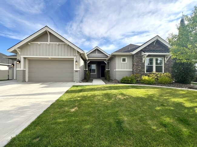 property at 1421 W Whitehall Dr