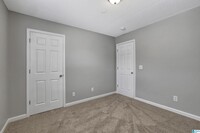 718 3rd St NE photo'