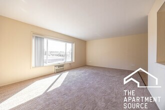112 N Kenilworth Ave, Unit 2F in Oak Park, IL - Building Photo - Building Photo